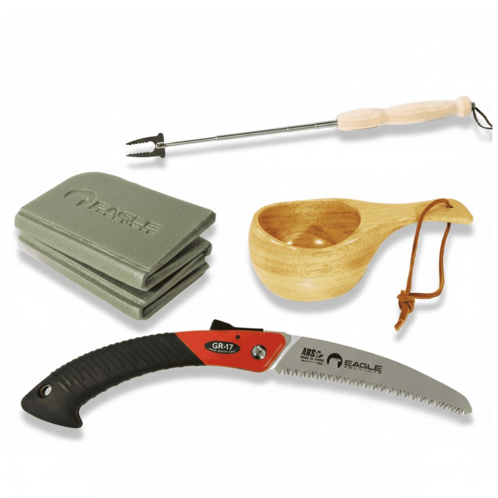 Bålpakken Classic med tursag, teleskopisk bålgaffel, trekopp og sitteplate samlet